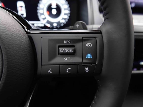 Nissan QASHQAI 1.3 DIG-T MHEV 158 X-Tronic N-Connecta Noir
