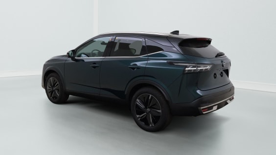 Nissan QASHQAI 1.3 DIG-T MHEV 158 HP AT 4WD Green