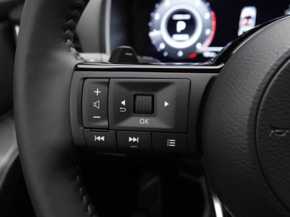 Nissan QASHQAI 1.3 DIG-T MHEV 158 X-Tronic N-Connecta Noir