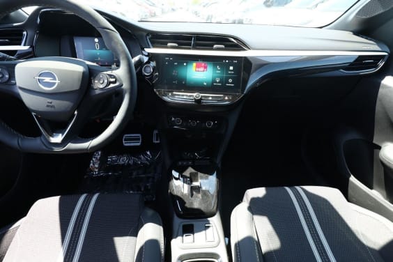 Opel Corsa HYBRID 145 ULTIMATE Noir