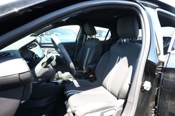Opel Corsa HYBRID 145 ULTIMATE Noir