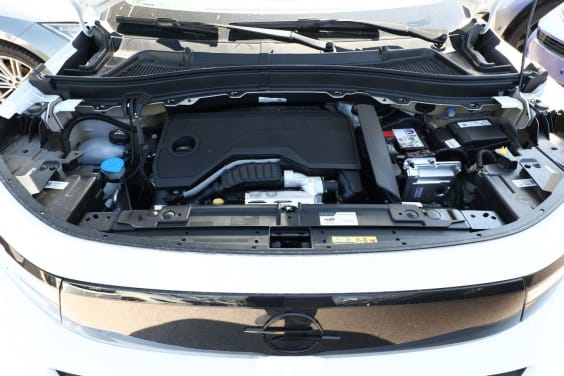 Opel FRONTERA 1.2 HYBRID 145 AT6 GS Blanc