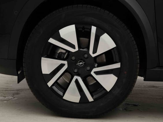 Opel FRONTERA 1.2 Turbo Hybrid 145 ch e-DCT6 GS Noir