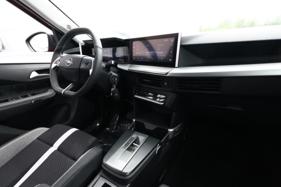 Opel FRONTERA 1.2 HYBRID 145 AT6 GS Orange