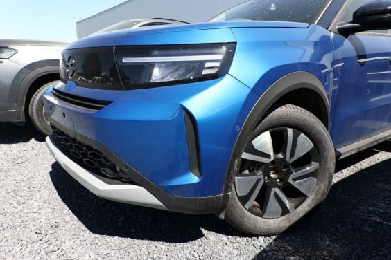 Opel FRONTERA 1.2 HYBRID 145 AT6 GS Bleu