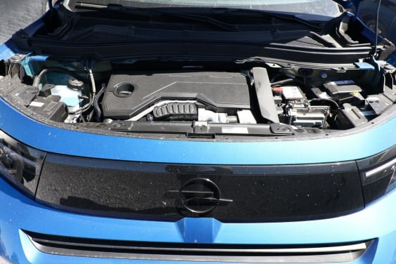 Opel FRONTERA 1.2 HYBRID 145 AT6 GS Bleu