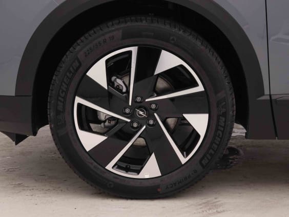 Opel Grandland 1.2 T Hybrid 145 GS Gris