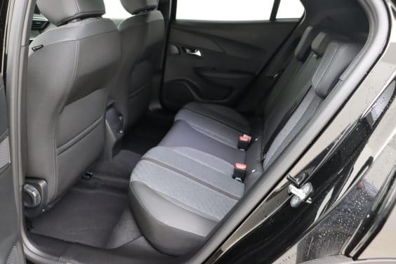 Peugeot 2008 Allure Hybrid 145 hp e-DSC6 Black