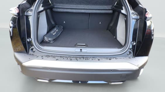 Peugeot 2008 Hybrid 145 e-DCS6 Allure Noir