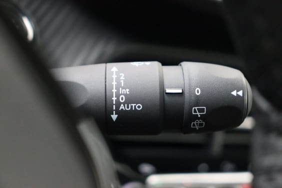 Peugeot 2008 Turbo 100 ch BVM6 Allure Grey