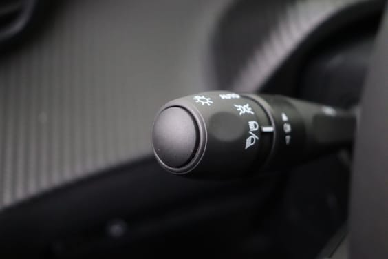 Peugeot 2008 Allure Hybrid 145 hp e-DSC6 Grey