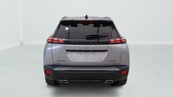 Peugeot 2008 Hybrid 145 e-DCS6 GT gris artense