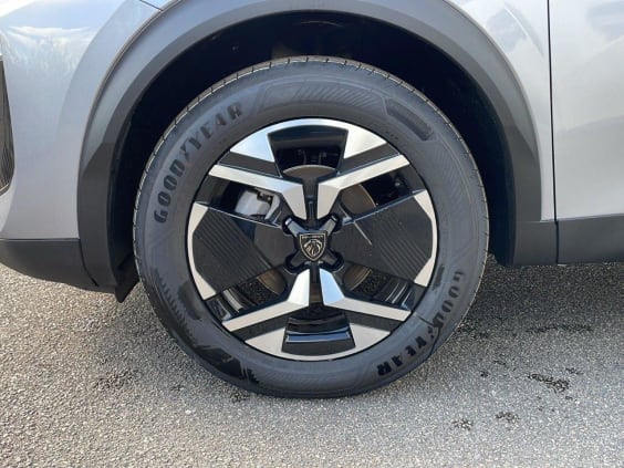 Peugeot 2008 2008 1.2 PURETECH 100CH S&S ALLURE Gris Artense Metal