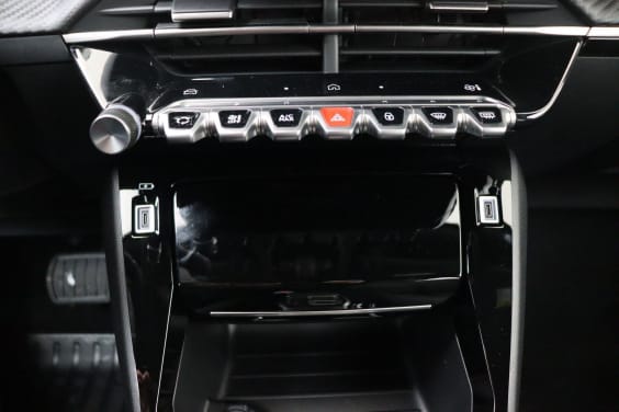 Peugeot 2008 Allure Hybrid 145 hp e-DSC6 Grey