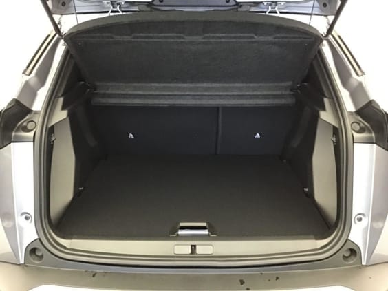 Peugeot 2008 HYBRID 145 Gt  1.2 HYBRID 136 gris artense