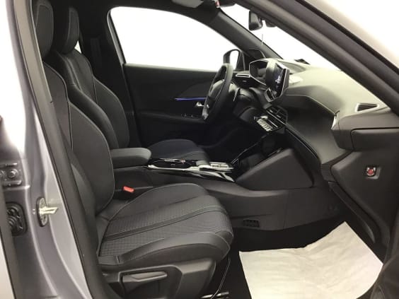 Peugeot 2008 HYBRID 145 Gt  1.2 HYBRID 136 gris artense