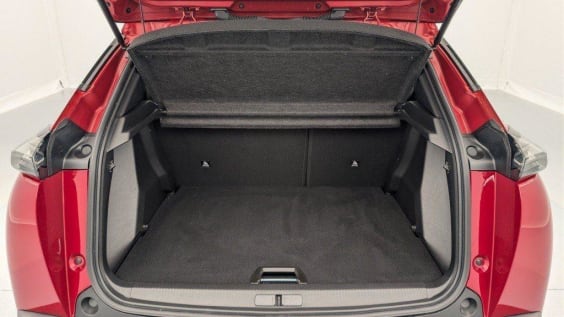 Peugeot 2008 NOUVEAU HYBRID 145 E-DCS6 ALLURE Rouge Elixir