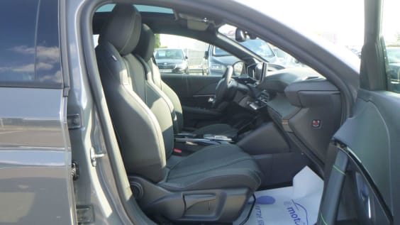 Peugeot 208 Hybrid 145 ch e-DCS6 GT Gris Selenium