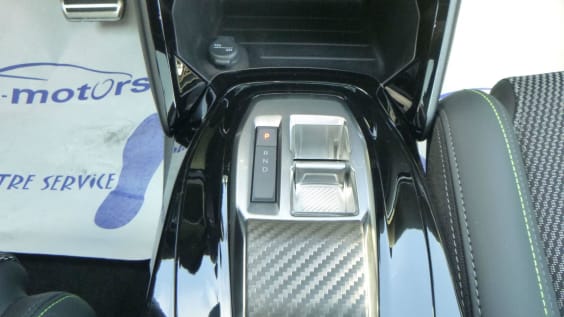 Peugeot 208 Hybrid 145 ch e-DCS6 GT Gris Selenium