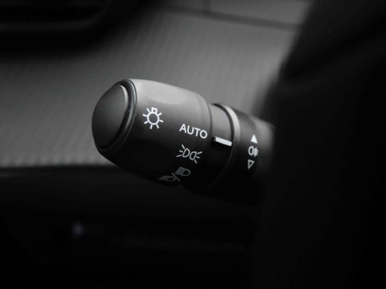 Peugeot 208 145 e-DSC6 Hybrid Allure Argent