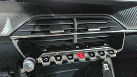 Peugeot 208 Hybrid 110 ch e-DCS6 Style Blanc Okenite