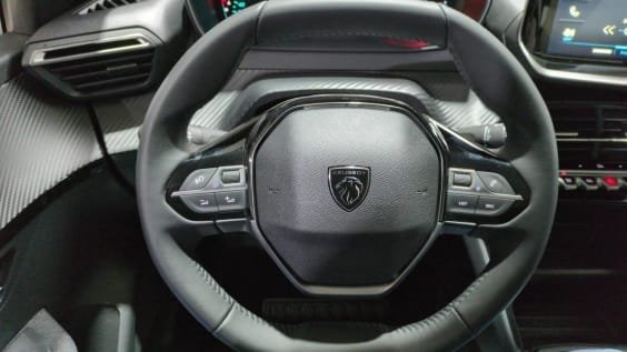 Peugeot 208 Hybrid 110 ch e-DCS6 Style Blanc Okenite