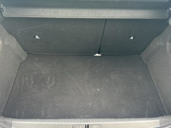 Peugeot 208 1.2 100 style gris artense