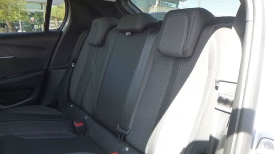 Peugeot 208 PureTech 130 S&S EAT8 Allure Pack gris artense
