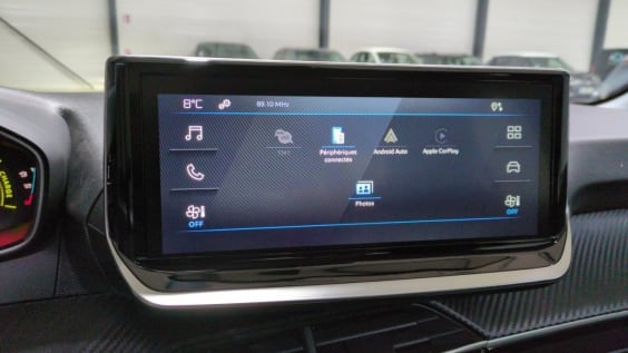 Peugeot 208 Hybrid 110 ch e-DCS6 Style Blanc Okenite