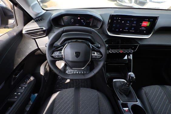 Peugeot 208 100 S&S BVM6 Allure Gris