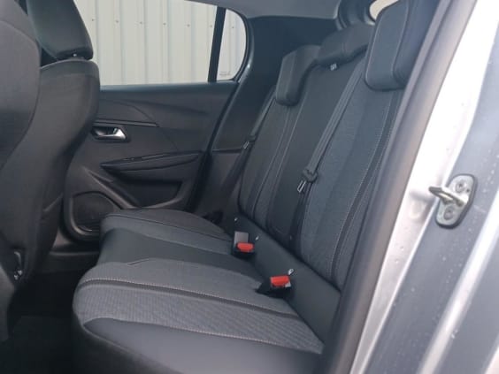 Peugeot 208 1.2 100 allure gris artense