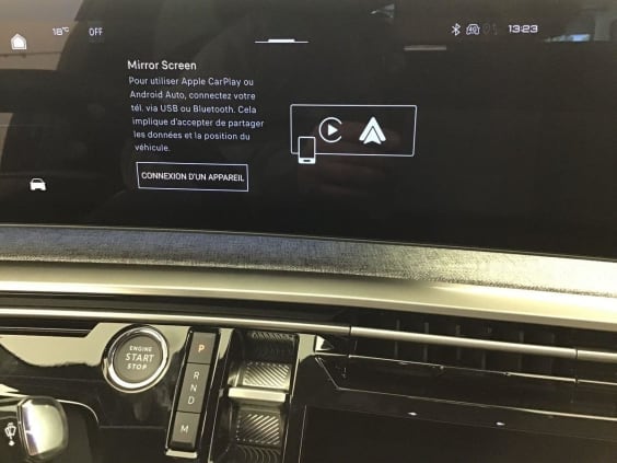 Peugeot 3008 HYBRID 145 ALLURE Noir Perla