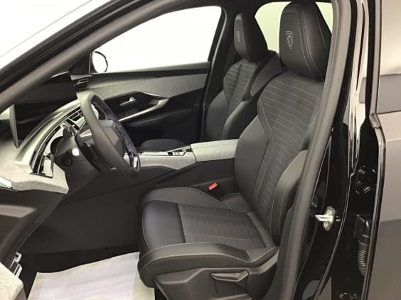 Peugeot 3008 GT 1.2 HYBRID 145 Noir Perla