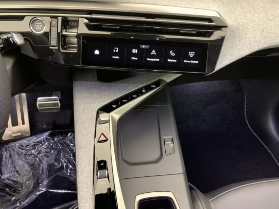 Peugeot 3008 Hybrid 145 e-DCS6 GT Gris Artense / Toit Noir