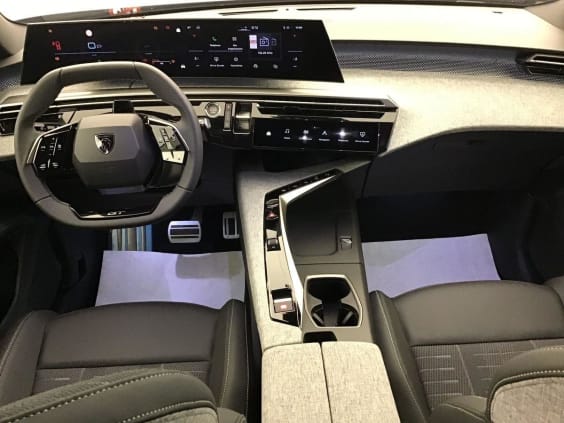 Peugeot 3008 Phase 4 Gt 1.2 HYBRID 145 Blue Ingaro