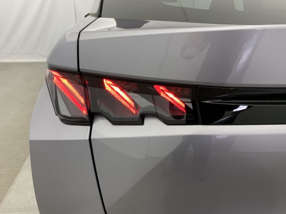 Peugeot 3008 Hybrid 145 e-DCS6 GT Gris Artense / Toit Noir