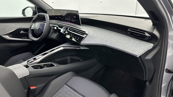 Peugeot 3008 3008  III 1.2 Hybrid 145ch Allure e-DCS6 gris artense