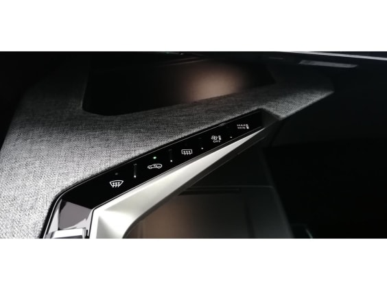Peugeot 3008 1.2i Hybrid 145 e-DCS6 GT Gris Titanium