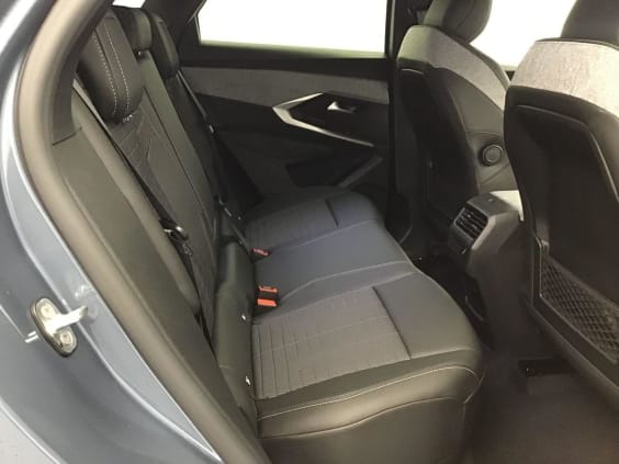 Peugeot 3008 Phase 4 Gt 1.2 HYBRID 145 Blue Ingaro