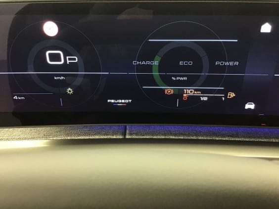 Peugeot 3008 Phase 4 Gt 1.2 HYBRID 145 Gris Titane