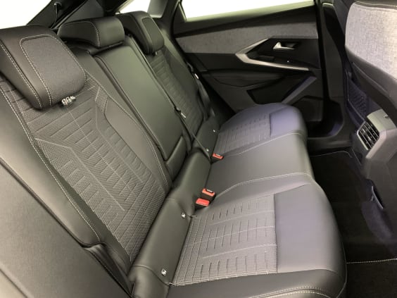 Peugeot 3008 Hybrid 145 e-DCS6 GT Blanc Okenite / Toit Noir