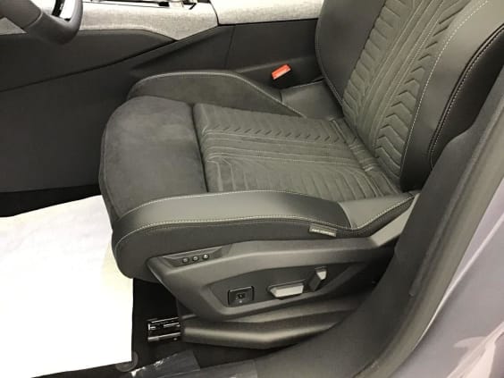 Peugeot 3008 Phase 4 Gt Exclusive 1.2 HYBRID 145 Gris Artense 