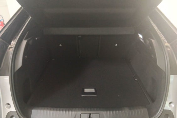 Peugeot 3008 Hybrid 136 e-DCS6 GT Noir Perla Nera