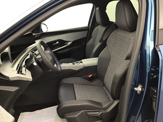 Peugeot 3008 Phase 4 Allure 1.2 HYBRID 145 Bleu Obsession