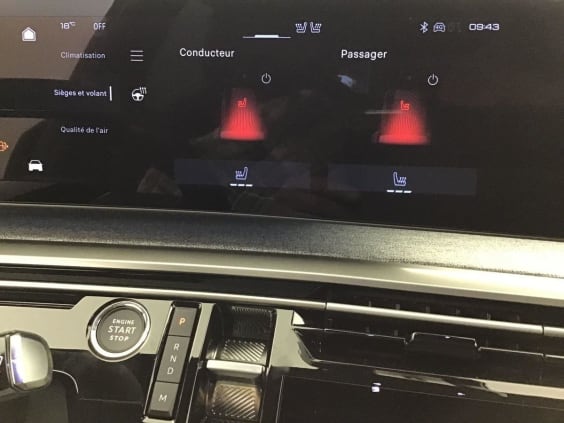 Peugeot 3008 Hybrid 145 e-DCS6 GT Exclusive Gris Titane
