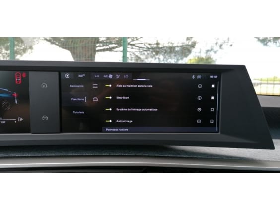Peugeot 3008 1.2i Hybrid 145 e-DCS6  Allure Gris Artens