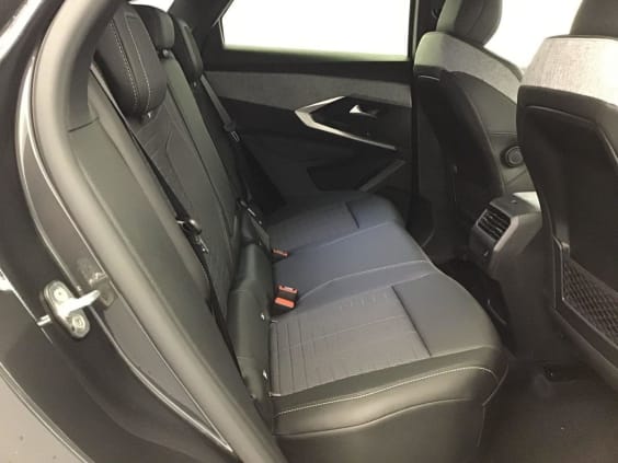 Peugeot 3008 Phase 4 Gt 1.2 HYBRID 145 Gris Titane
