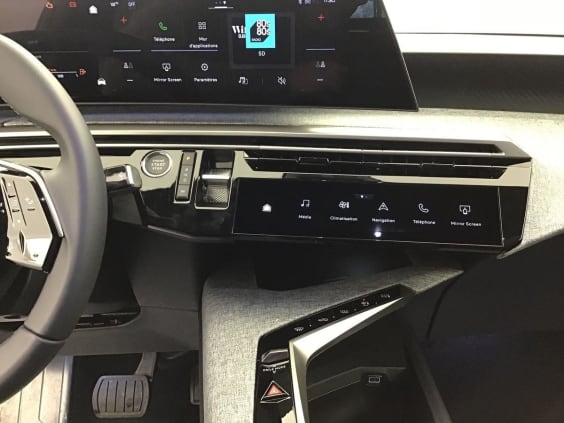 Peugeot 3008 Phase 4 Allure 1.2 HYBRID 145 Bleu Obsession