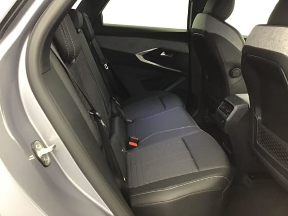 Peugeot 3008 Phase 4 Gt 1.2 HYBRID 145 gris artense