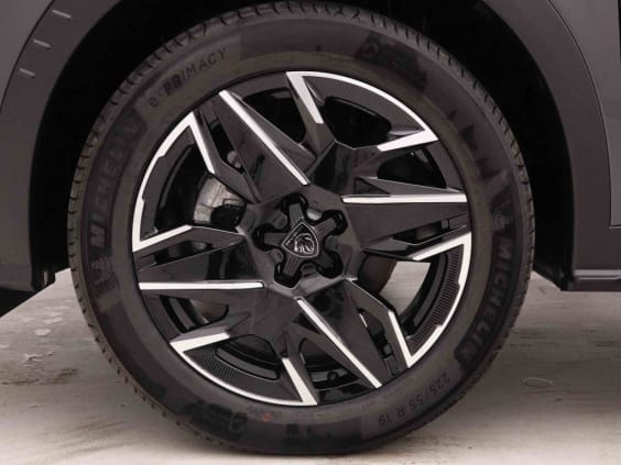 Peugeot 3008 145 e-DSC6 Hybrid GT Gris